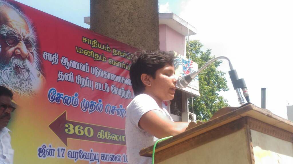 Kausalya, whose husband Sankar was hacked to death, addressing the public meeting at Tindivanam.